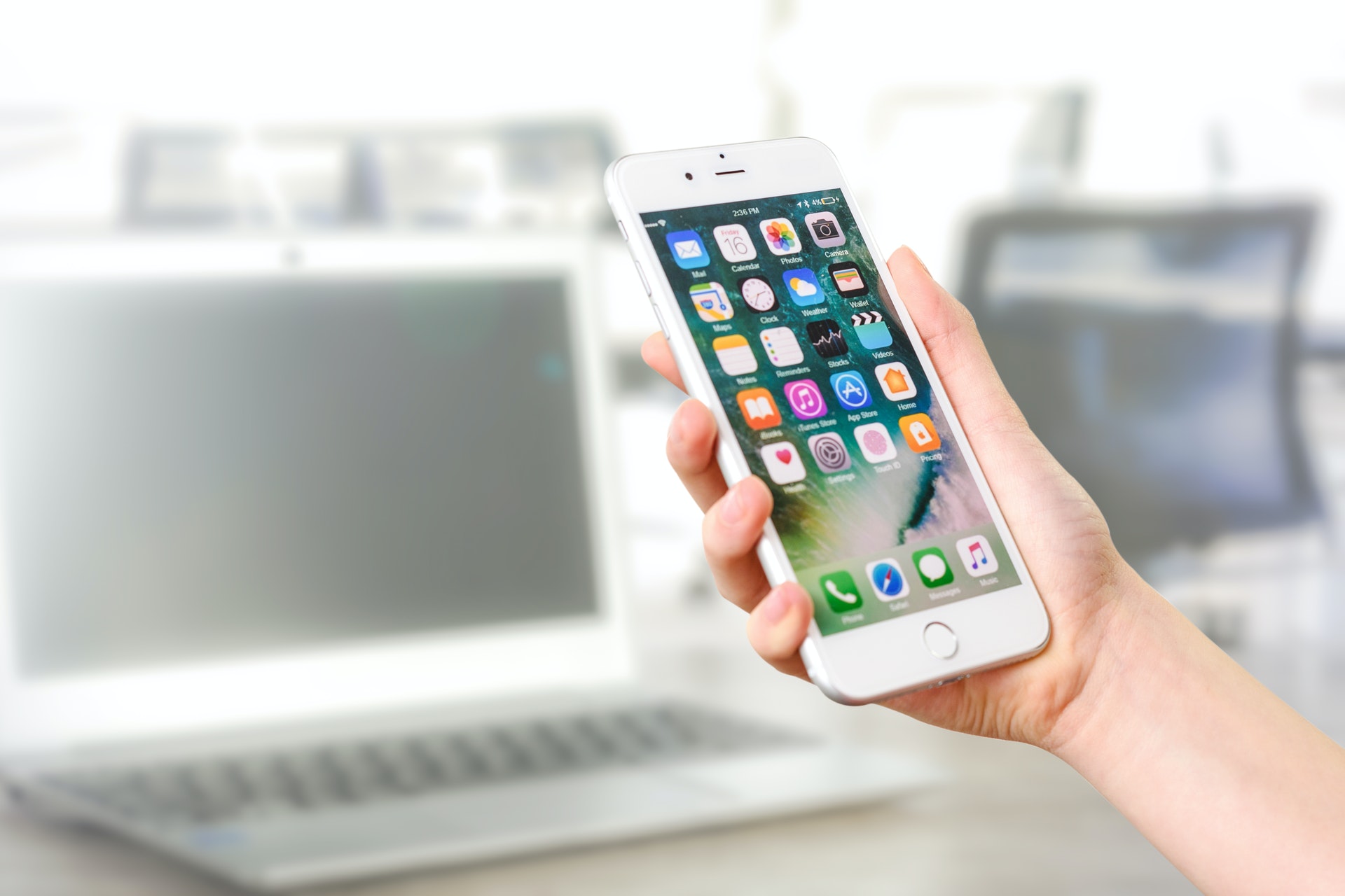 Factors to Consider When Purchasing Mobile Applications