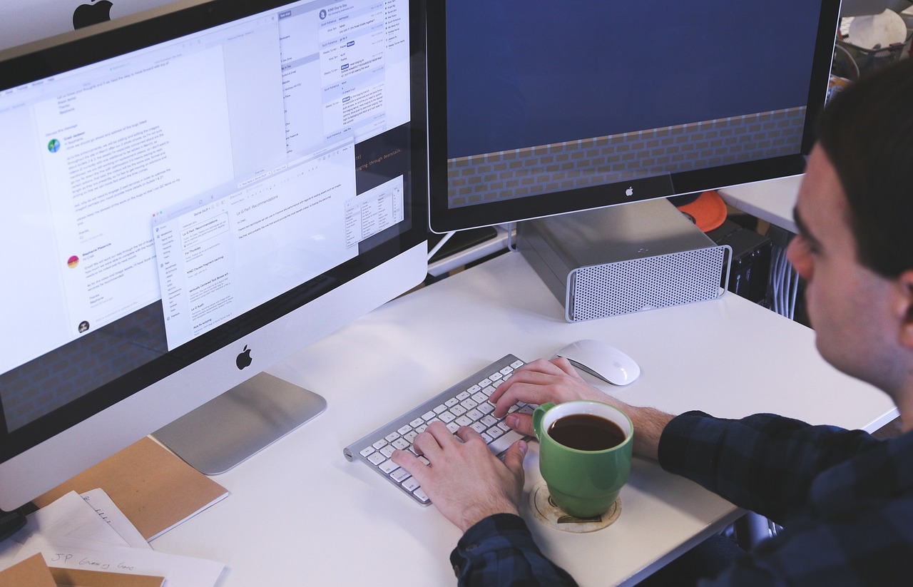 Harnessing the Power of AI: The Impact on Web Hosting Innovations